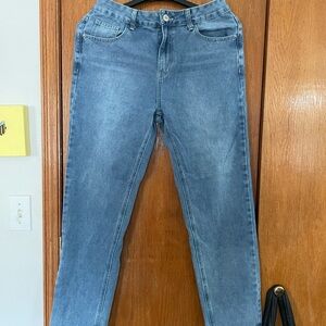 Ladies size 32 NewTusFan jeans